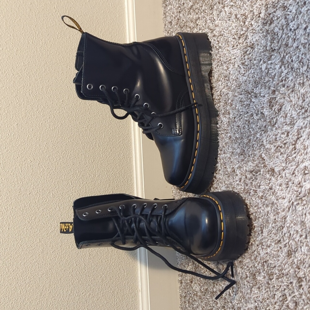 Dr Marten Jadon boots